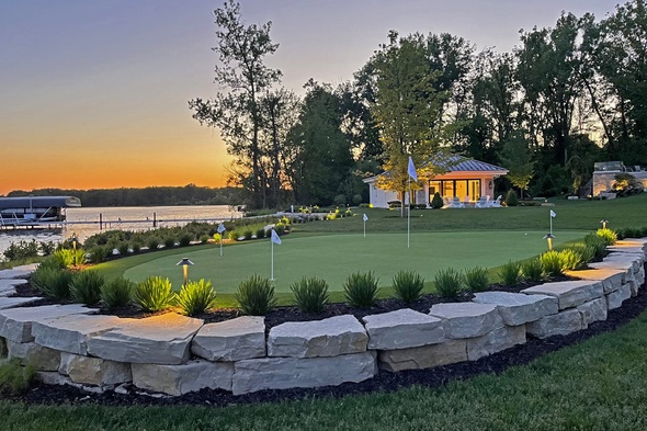 Naperville backyard putting green